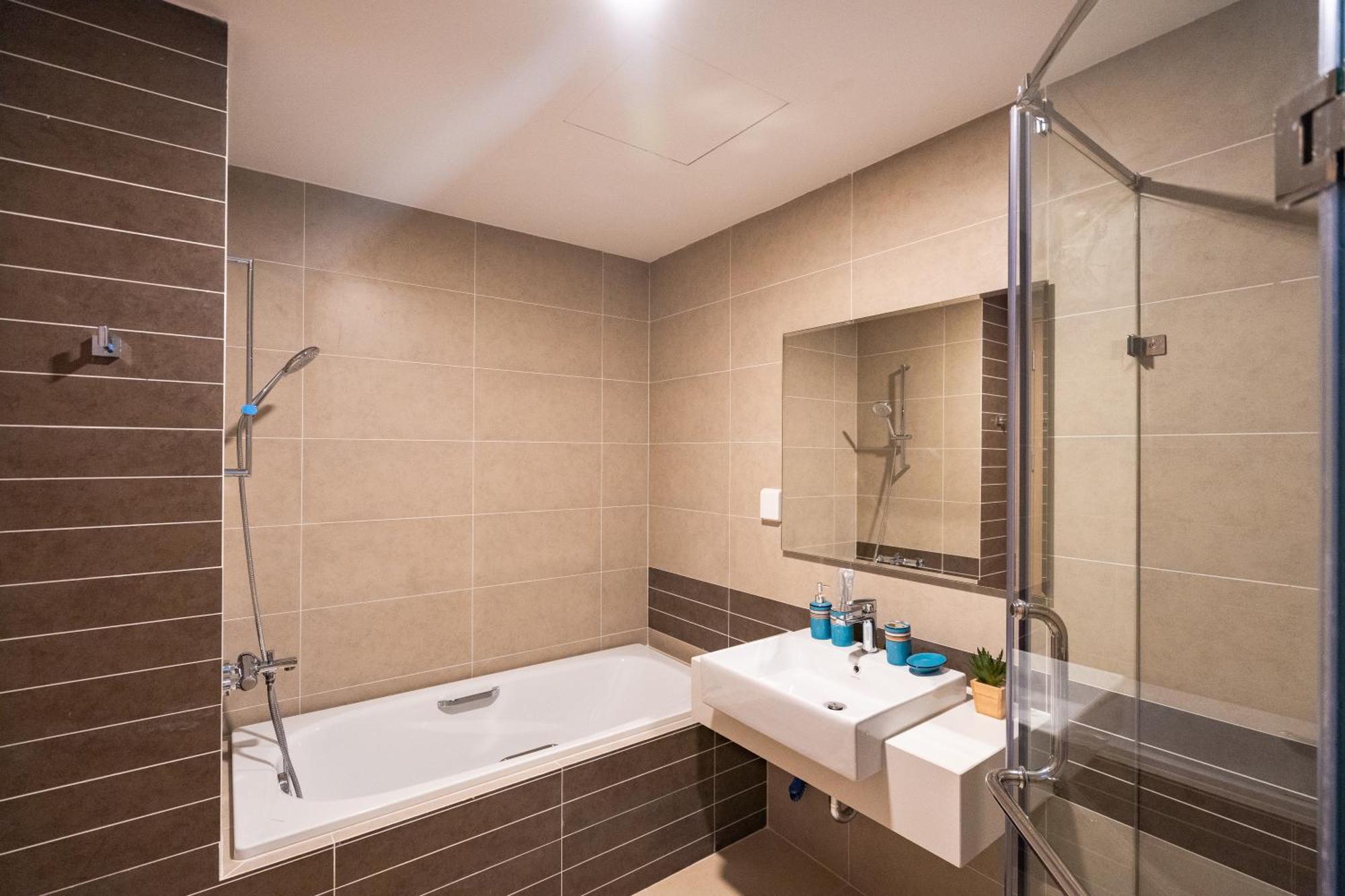 Central Business District Rivergate Apartment - Free Pickup & Pool Ho Şi Min Exterior foto